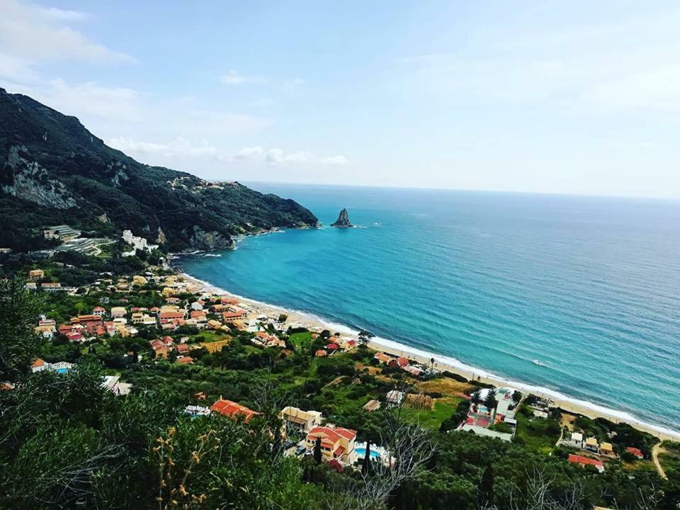 To Ktimataki Villa Агиос Гордиос Екстериор снимка
